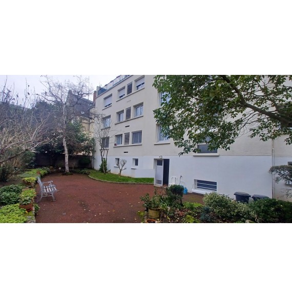 Appartement Type 4 en résidence