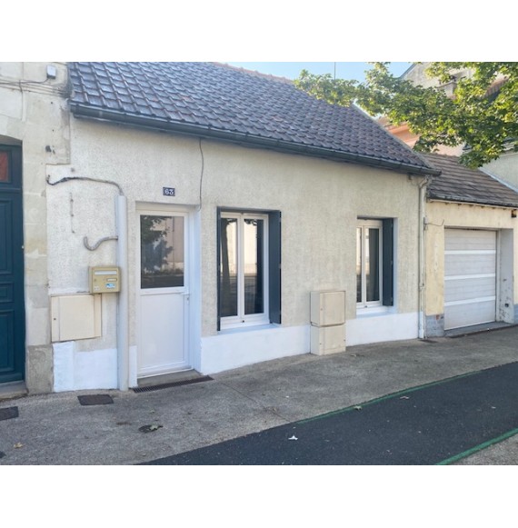 Maison de ville de type 3 meublée, aménagée et équipée
