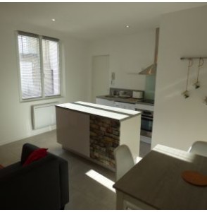 EXCLUSIVITE  Immeuble avec 3 appartements en TBE